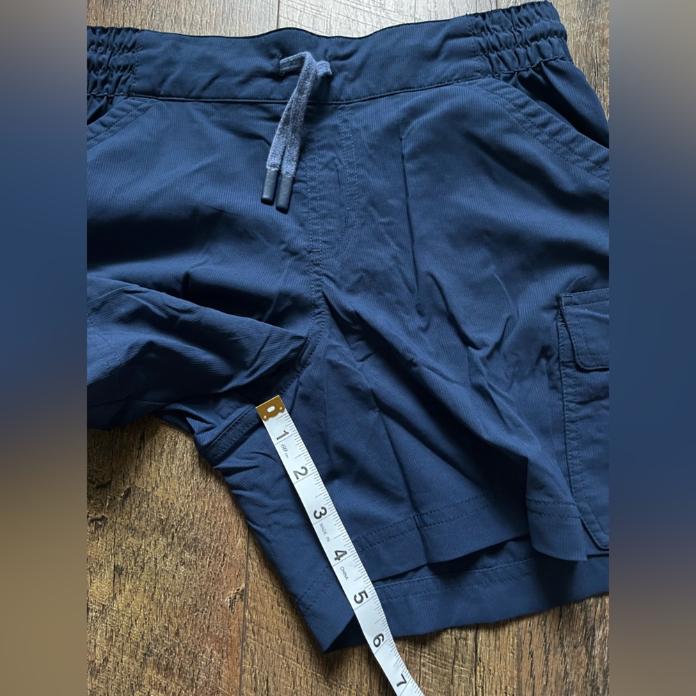 Title nine Recycled Clamber Cargo Hiking Shorts 5" Women's Navy Blue Shorts - Picture 4 of 11